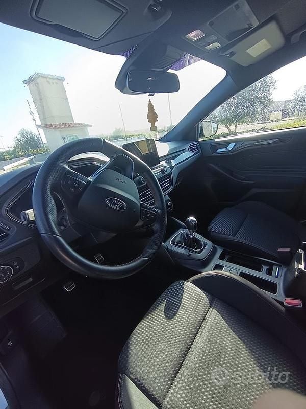 Usata Ford Focus 120 CV (88 kW) 2020 Bianco Berlina