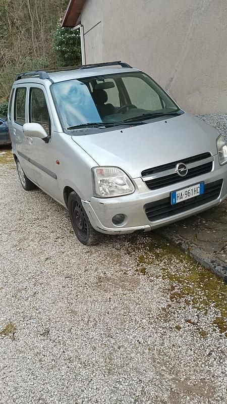 Usata Opel Agila 58 CV (42 kW) 2004 Monovolume