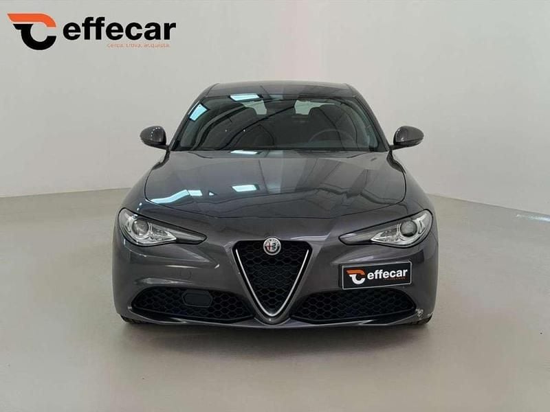 Usata Alfa Romeo Giulia 160 CV (117 kW) 2021 Grigio scuro Berlina