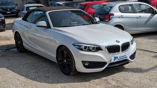 Usata BMW 218 Advantage 150 CV (110 kW) 2018 Bianco Cabrio