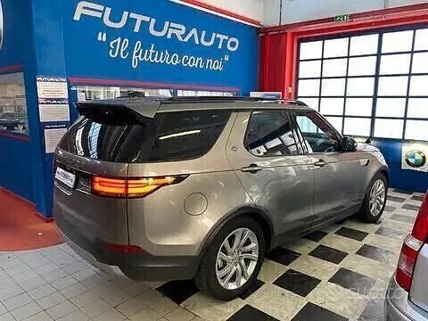 Usata Land Rover Discovery 5 HSE 241 CV (177 kW) 2018 Grigio SUV