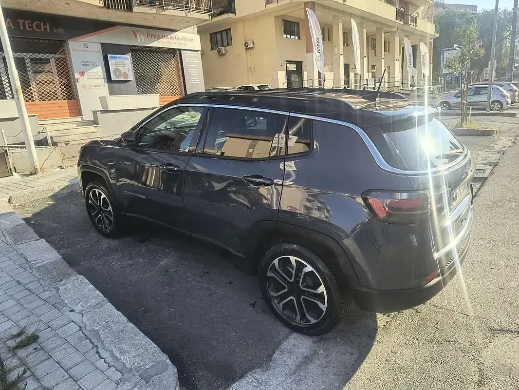Usata Jeep Compass Limited 131 CV (96 kW) 2023 Bluazzurro SUV