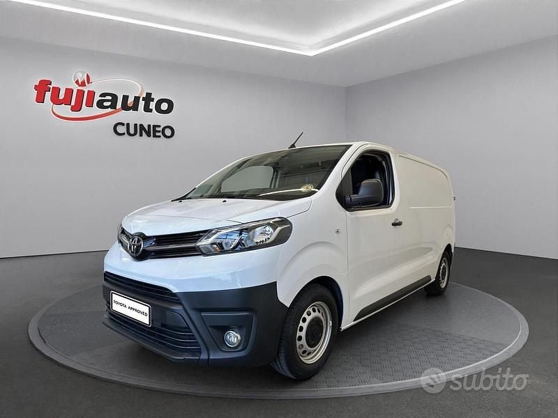 Usata Toyota Proace Comfort 120 CV (88 kW) 2024 Bianco Monovolume