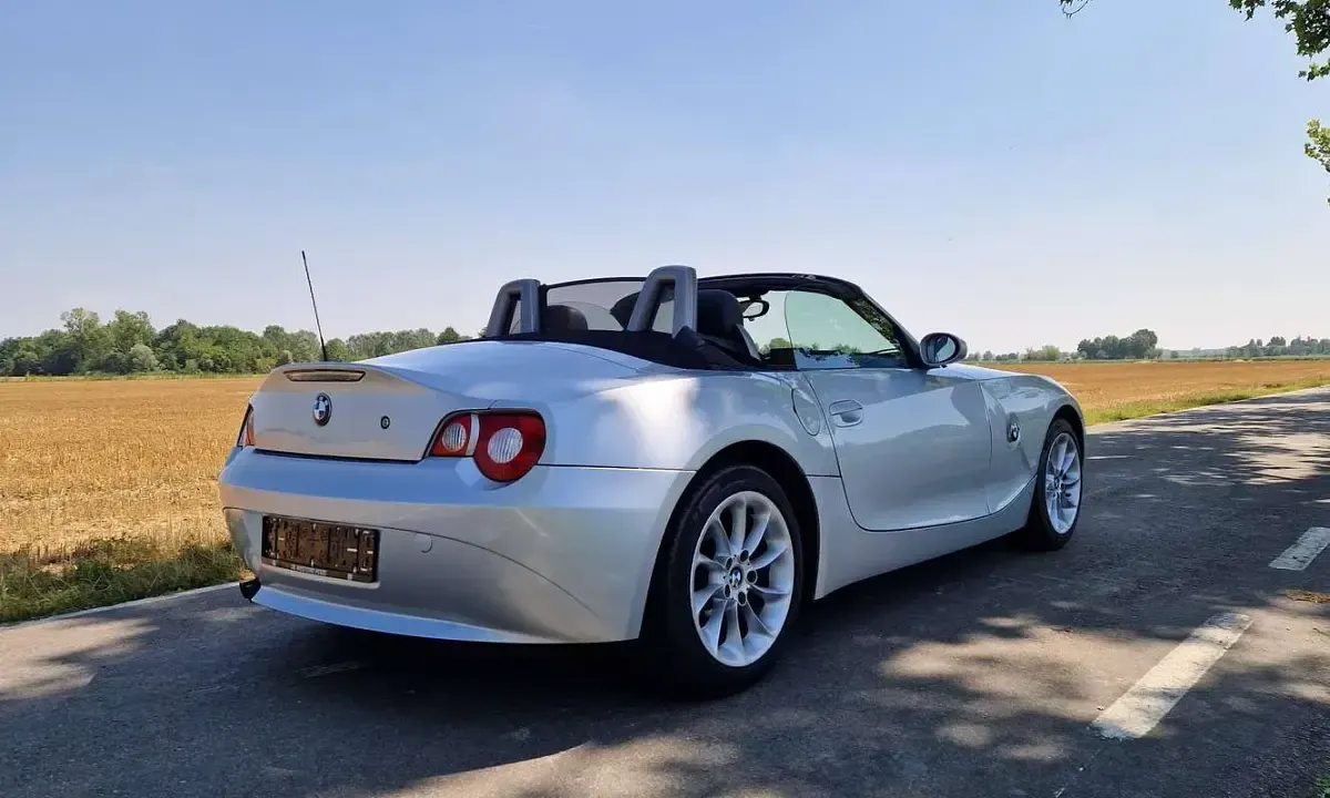 Usata BMW Z4 Sport Line 192 CV (141 kW) 2004 Argento Cabrio
