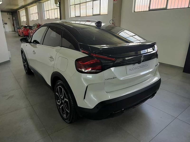 Usata Citroën e-C4 Shine 56 kW (77 CV) 2024 Bianco Berlina
