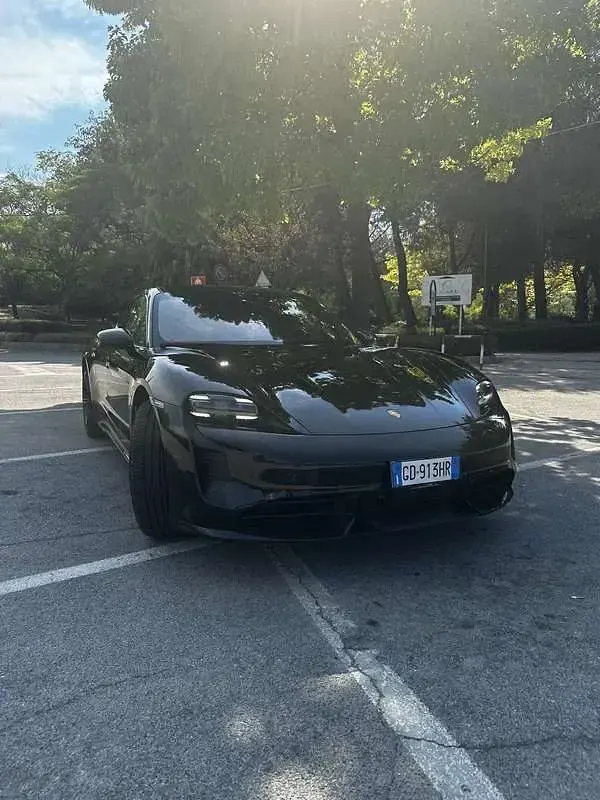 Usata Porsche Taycan Performance Package 345 kW (470 CV) 2021 Nero Berlina