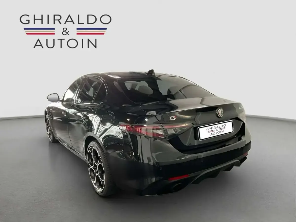 Usata Alfa Romeo Giulia Veloce 280 CV (205 kW) 2025 Nero Berlina