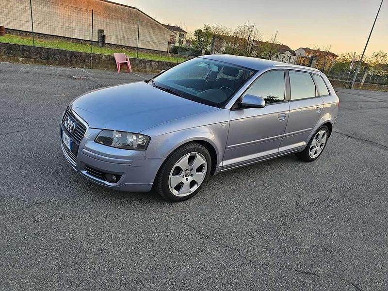 Usata Audi A3 Sportback Ambiente 140 CV (102 kW) 2005 Argento Utilitaria