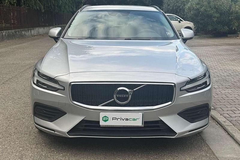 Usata Volvo V60 Business Edition 197 CV (144 kW) 2021 Grigio Station wagon