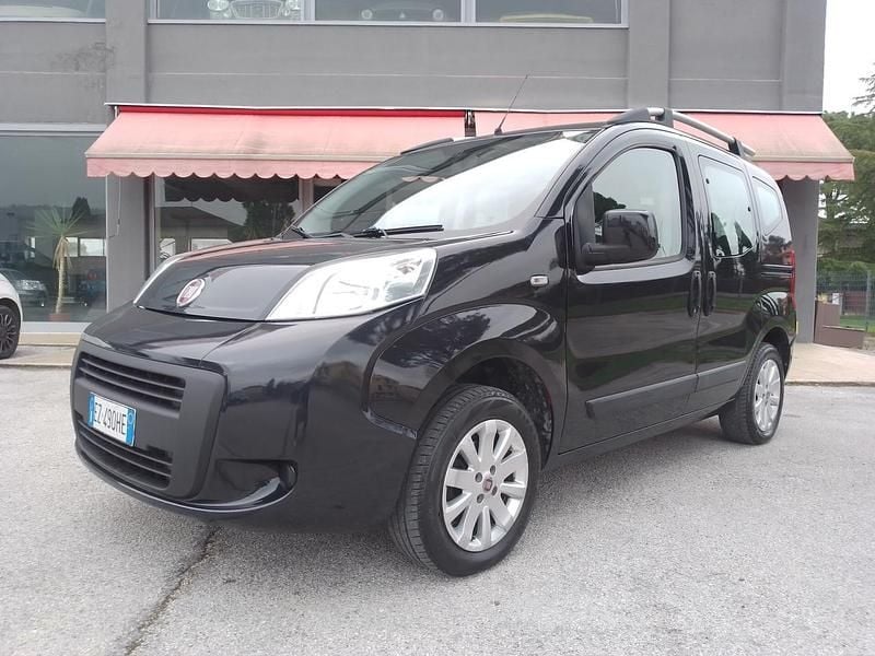 Usata Fiat Qubo Dynamic 77 CV (56 kW) 2015 Grigio Monovolume