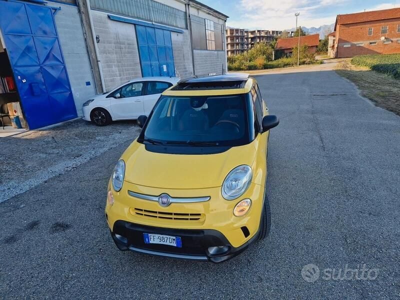 Usata Fiat 500L Trekking 120 CV (88 kW) 2015 Giallo Monovolume