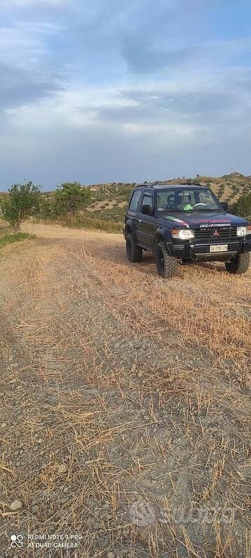 Usata Mitsubishi Pajero 84 CV (61 kW) 1994 Nero SUV