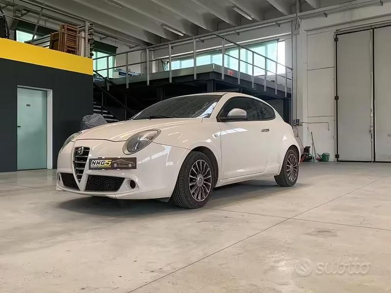 Usata Alfa Romeo MiTo Progression 120 CV (88 kW) 2016 Bianco Utilitaria