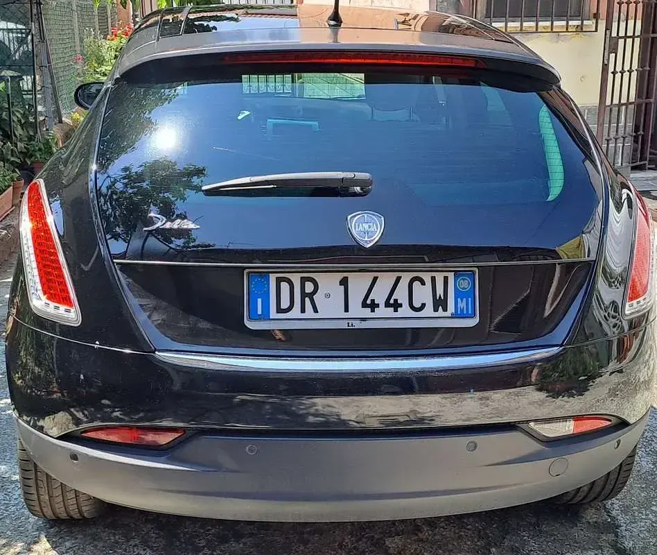 Usata Lancia Delta 150 CV (110 kW) 2008 Utilitaria