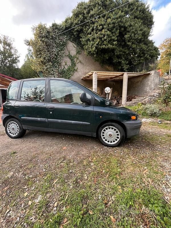 Usata 2001 Fiat Multipla Monovolume | 2400 € (Buon prezzo) - Immagine 1/4