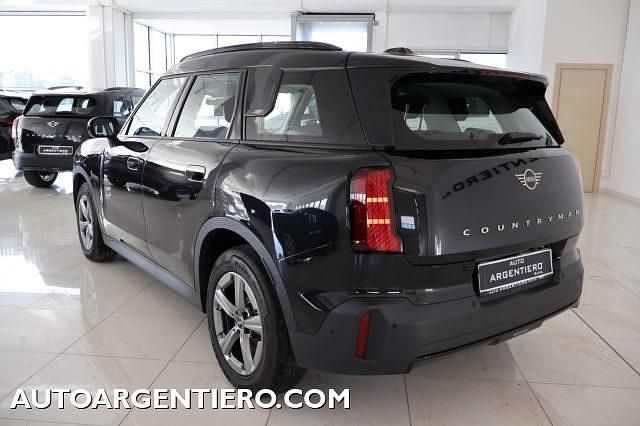 Usata Mini Countryman Essential 150 CV (110 kW) 2024 Midnight black metallic SUV