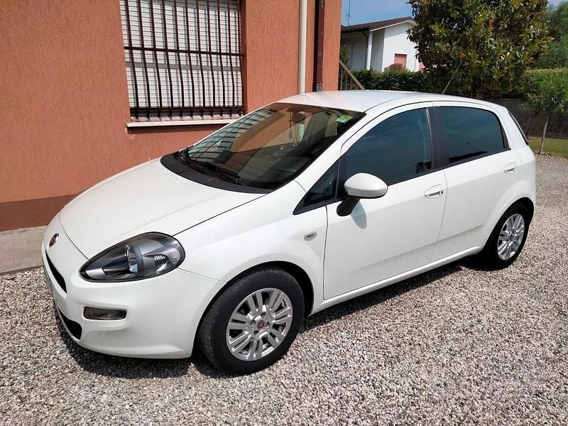 Usata Fiat Punto Evo 85 CV (62 kW) 2014 Bianco Utilitaria