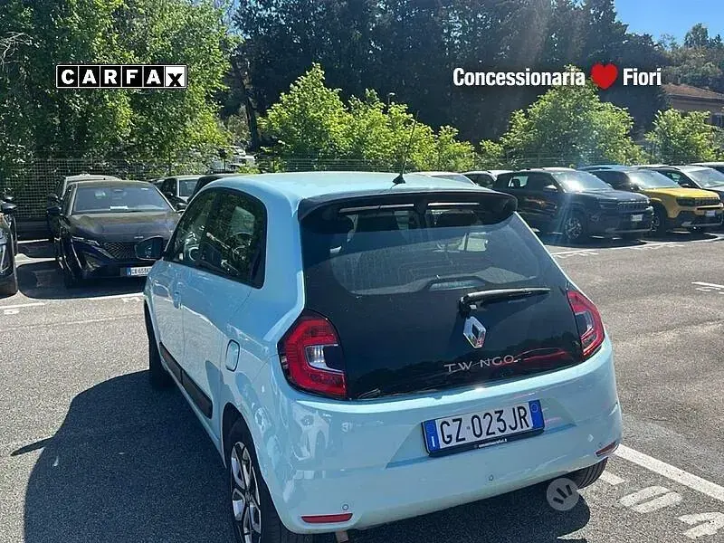 Usata Renault Twingo Equilibre 65 CV (47 kW) 2023 Blu Utilitaria