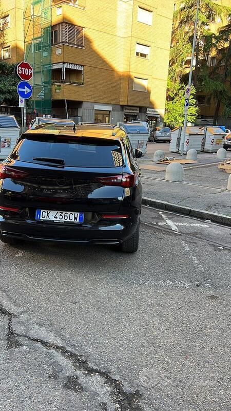 Usata Opel Grandland X GS Line 131 CV (96 kW) 2022 Nero SUV