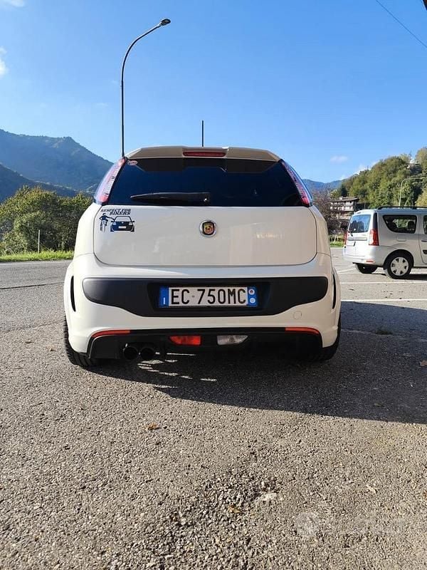 Usata Abarth Punto Evo 163 CV (119 kW) 2010 Bianco Utilitaria