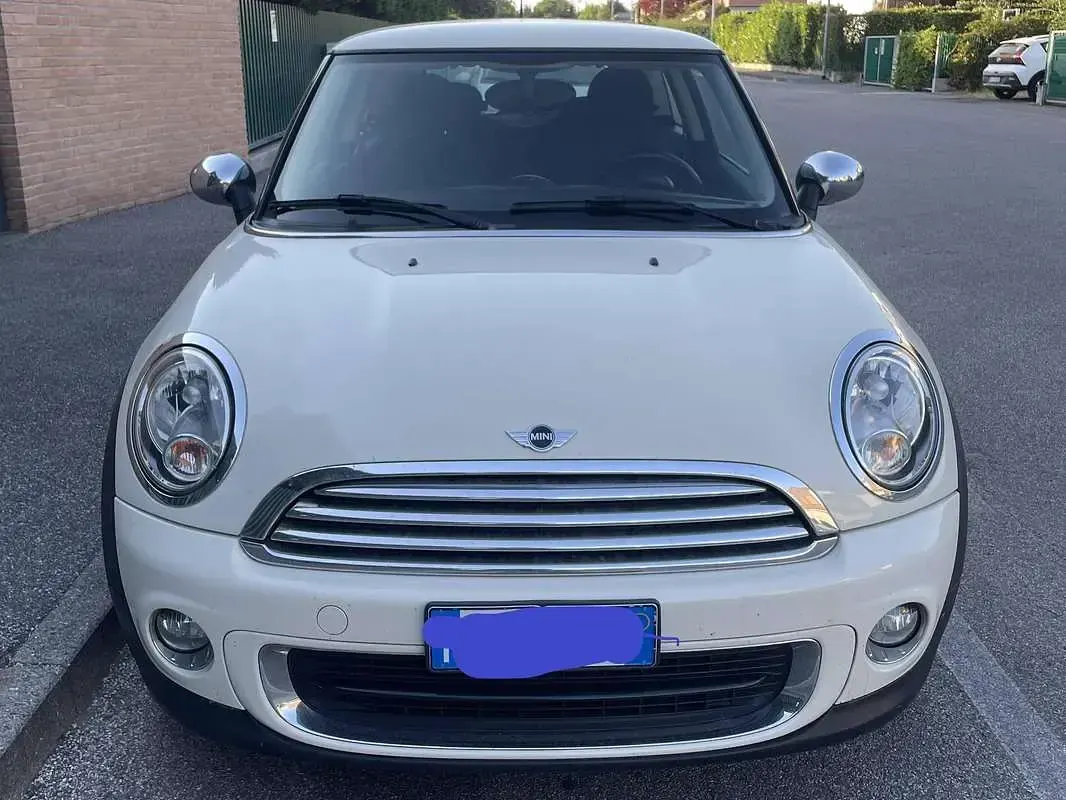 Usata Mini ONE 98 CV (72 kW) 2013 Utilitaria