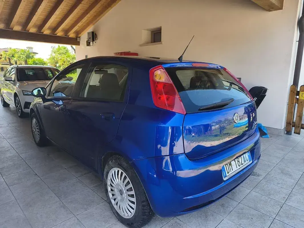 Usata Fiat Grande Punto Dynamic 75 CV (55 kW) 2007 Utilitaria