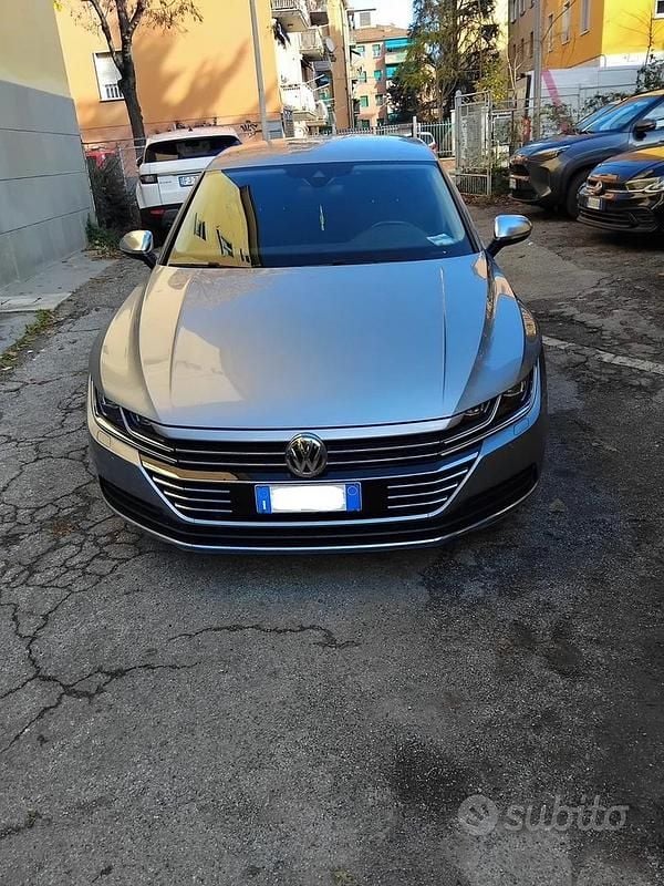 Grigio Usata 2018 VW Arteon Tre volumi | 18.000 € - Immagine 1/4