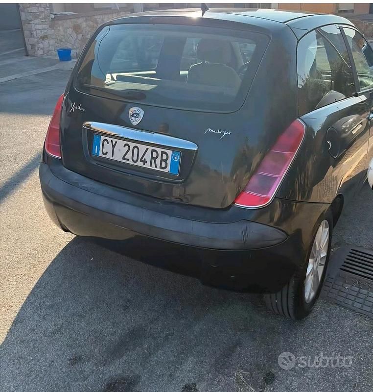 Usata Lancia Ypsilon 2000 Nero Utilitaria