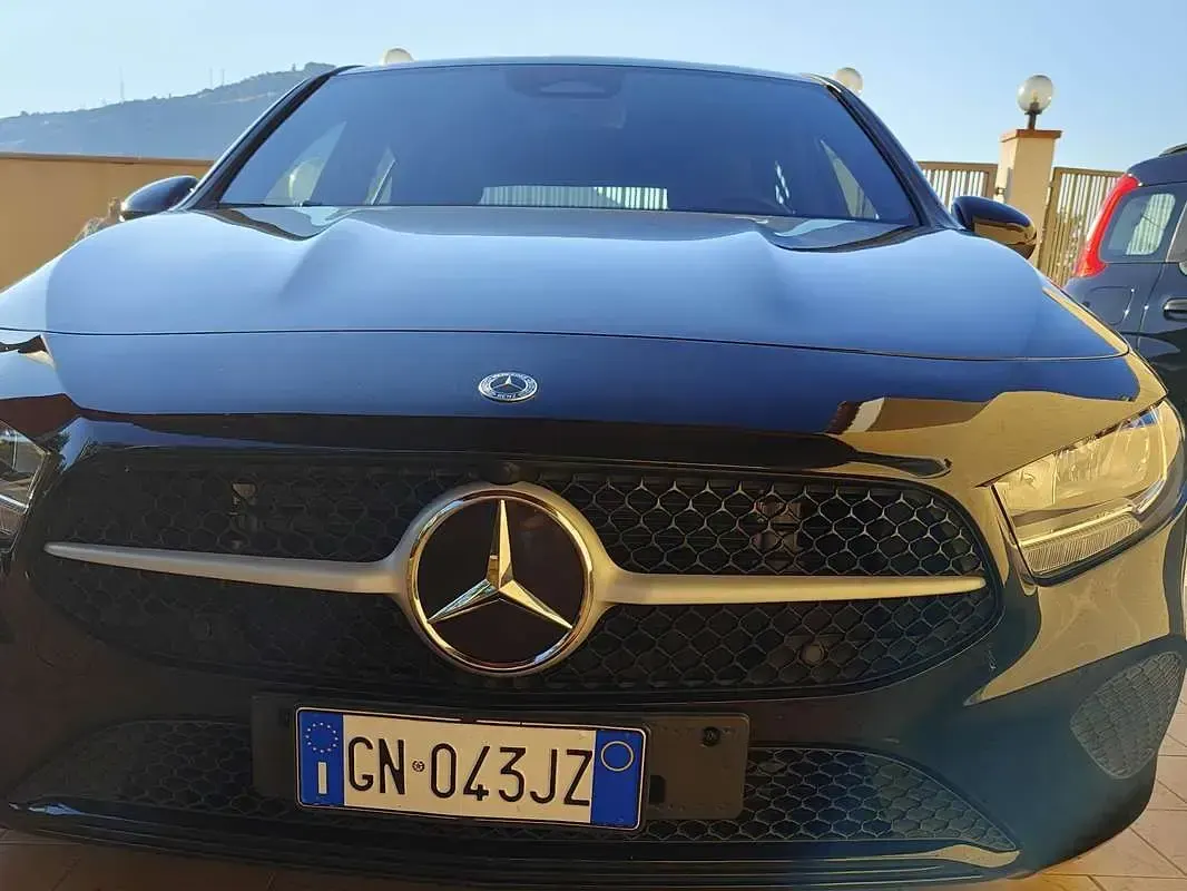 Usata Mercedes A180 Advanced 116 CV (85 kW) 2023 Nero Berlina