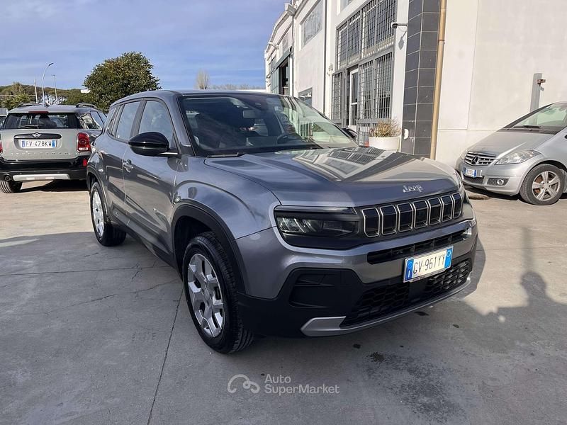 Usata Jeep Avenger Altitude 101 CV (74 kW) 2024 Granite cristal SUV