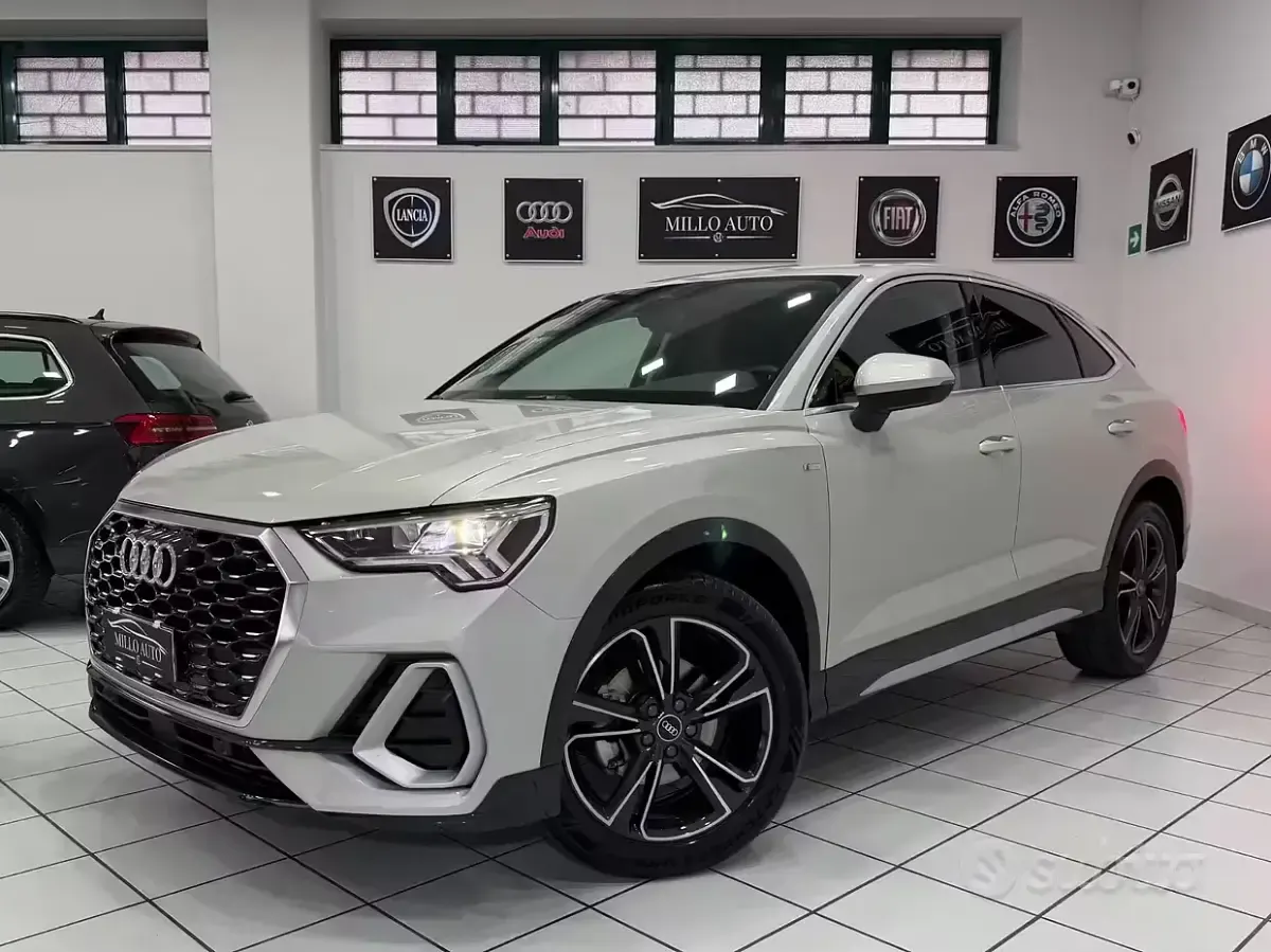Usata Audi Q3 150 CV (110 kW) 2022 Grigio SUV