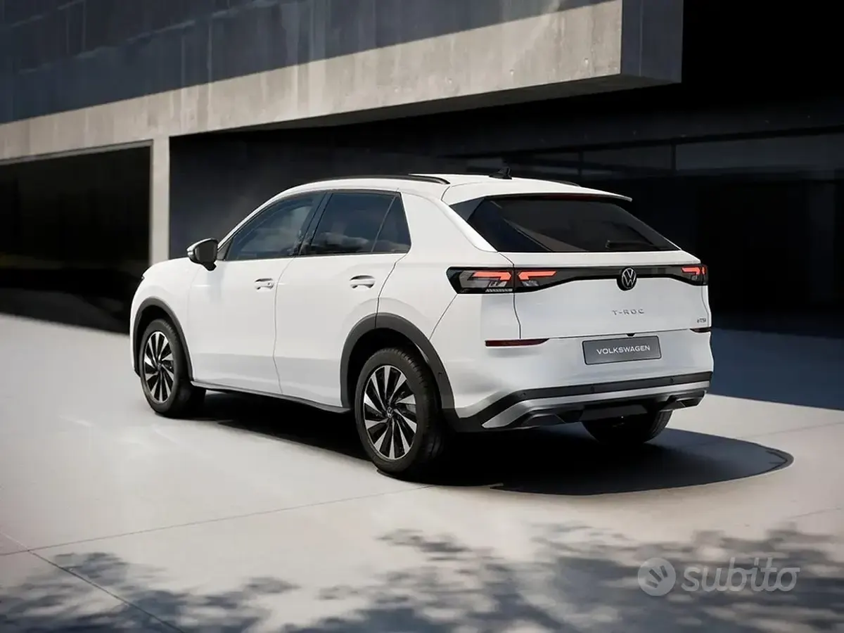 Nuova VW T-Roc Life 115 CV (84 kW) 2026 Bianco SUV