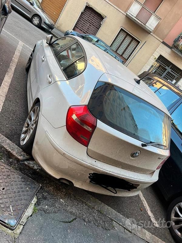 Usata BMW 118 143 CV (105 kW) 2010 Bianco Utilitaria