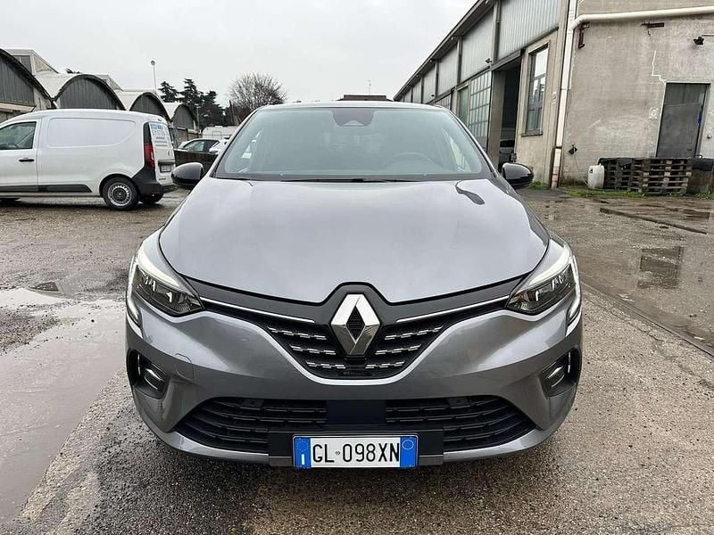 Usata Renault Clio V Techno 90 CV (66 kW) 2023 Grigio Utilitaria