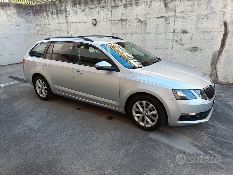 Usata Skoda Octavia 116 CV (85 kW) 2018 Grigio Station wagon