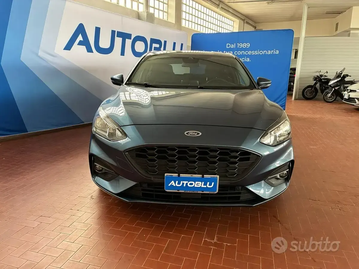 Usata Ford Focus ST-Line 125 CV (91 kW) 2019 Blu Berlina