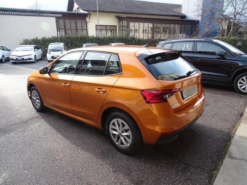 Usata Skoda Fabia Ambition 80 CV (58 kW) 2022 Arancione Utilitaria