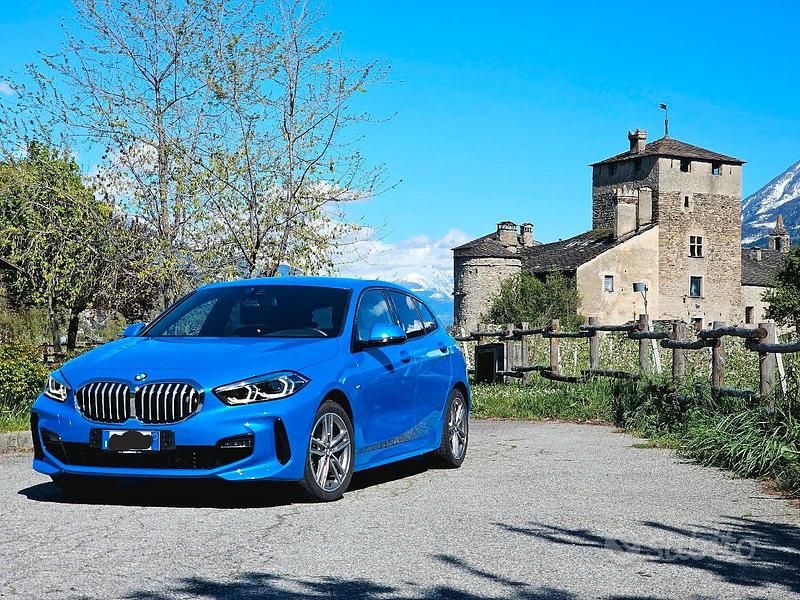 Blu Usata 2024 BMW 118 M Sport Due volumi | 31.900 € - Immagine 1/4