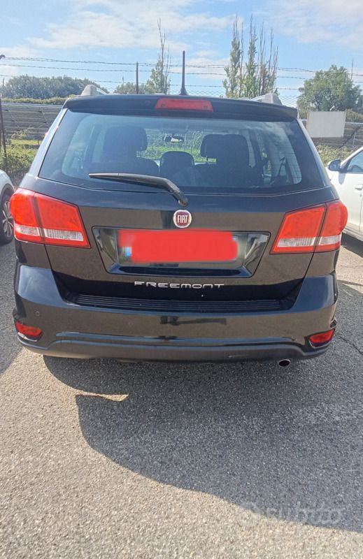 Usata Fiat Freemont 140 CV (102 kW) 2013 Nero SUV