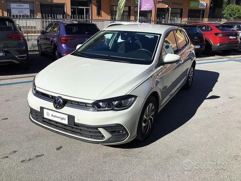 Usata VW Polo Life 95 CV (69 kW) 2024 Bianco Berlina