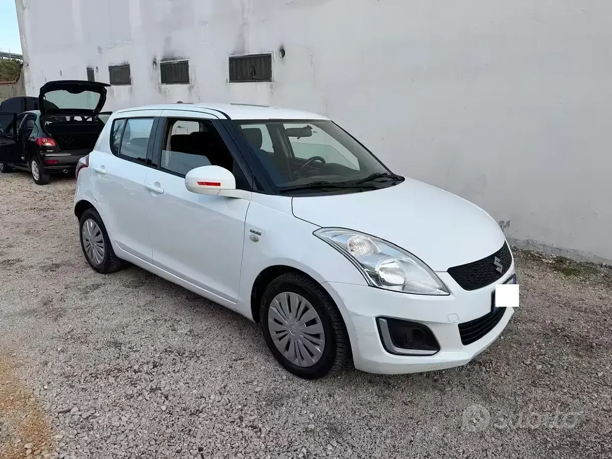 Usata Suzuki Swift 75 CV (55 kW) 2014 Bianco Utilitaria