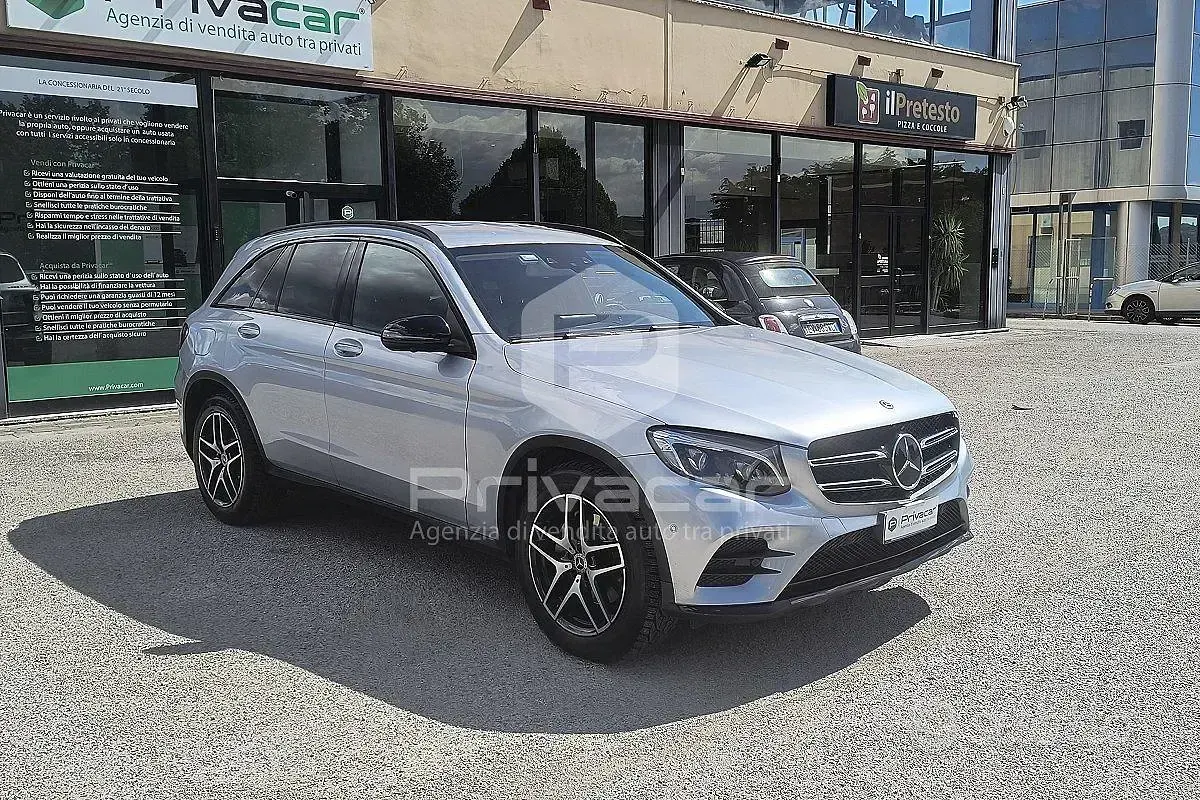 Usata Mercedes GLC250 Premium 204 CV (150 kW) 2017 Grigio SUV