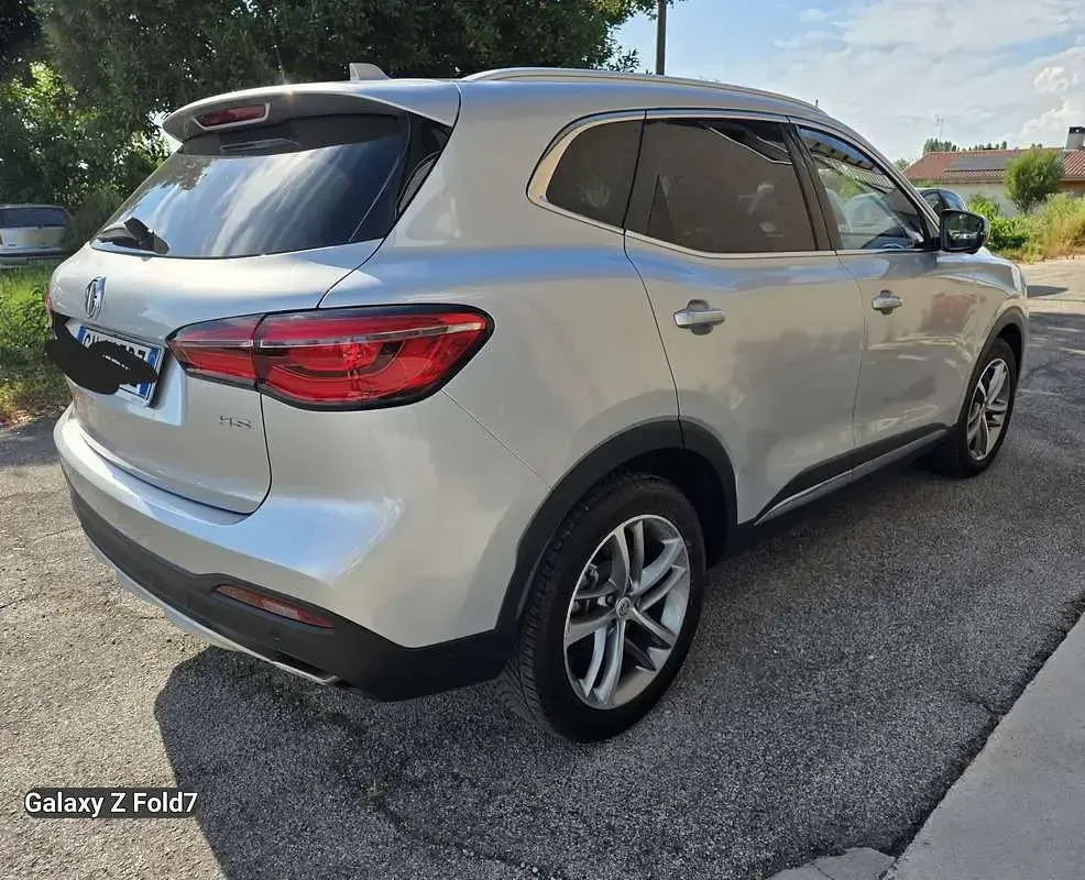 Usata MG HS Luxury 162 CV (119 kW) 2023 Grigio SUV