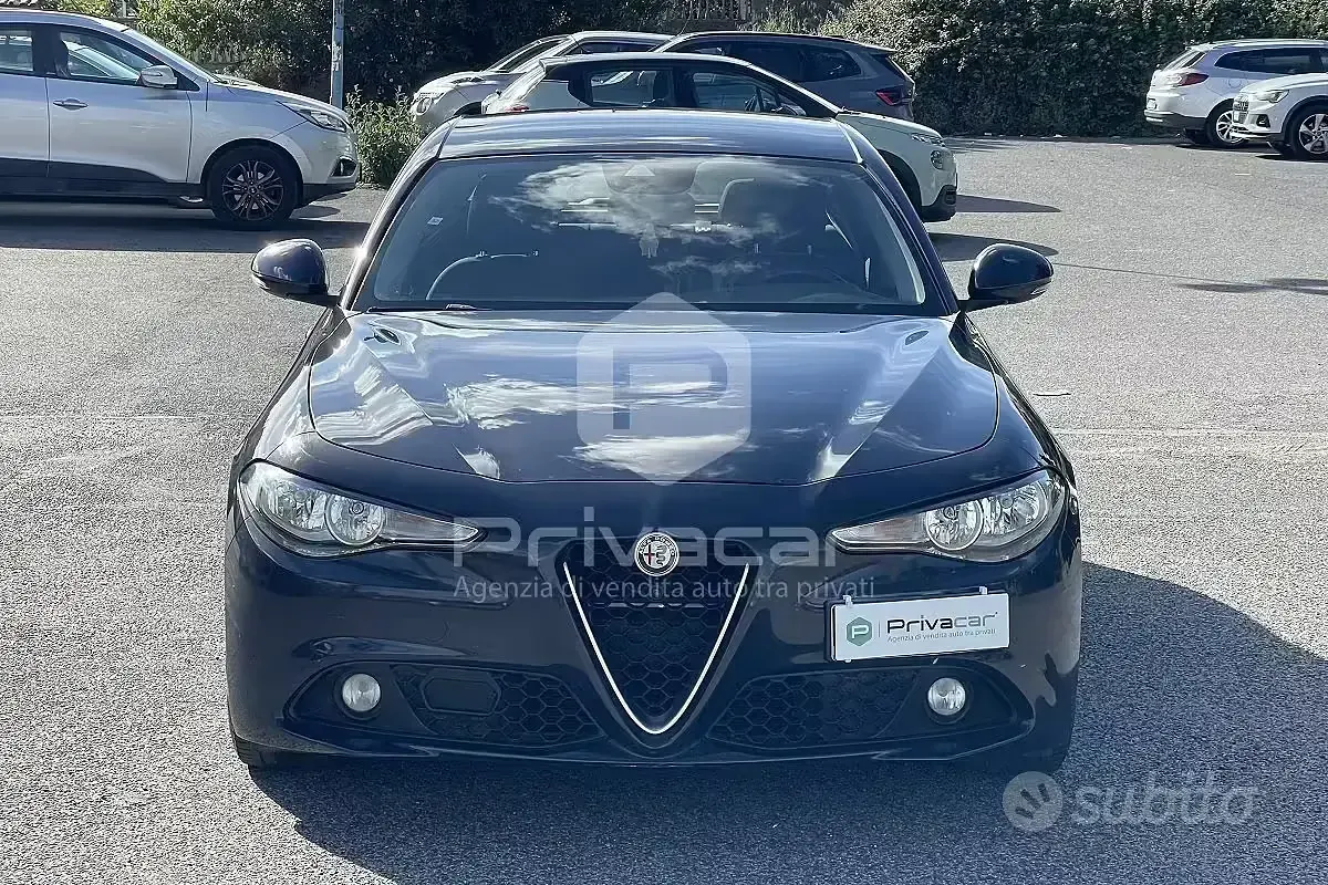 Usata Alfa Romeo Giulia Super 150 CV (110 kW) 2017 Blu Berlina