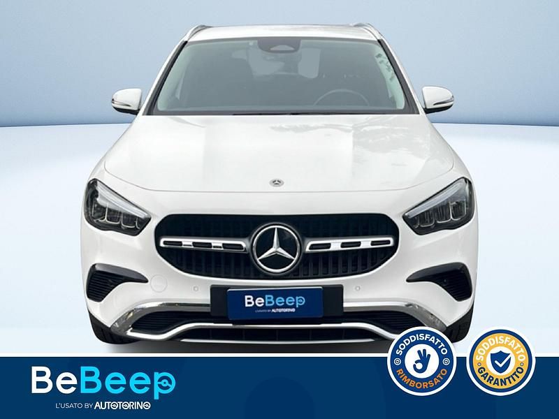 Usata Mercedes GLA200 Advanced Plus 150 CV (110 kW) 2023 Bianco pastello SUV