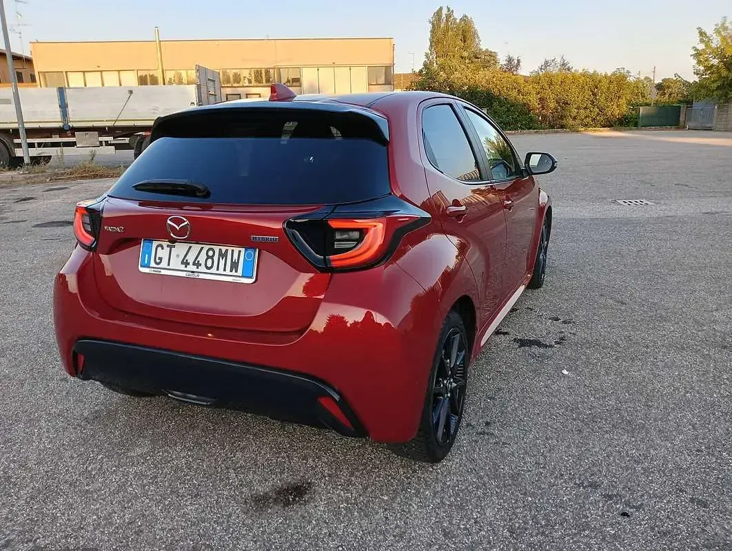 Usata Mazda 2 Homura-Line 92 CV (67 kW) 2024 Rosso Utilitaria