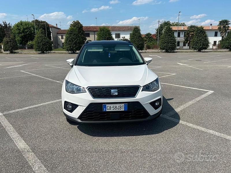 Bianco Usata 2020 Seat Arona SUV | 11.900 € (Molto cara) - Immagine 1/4
