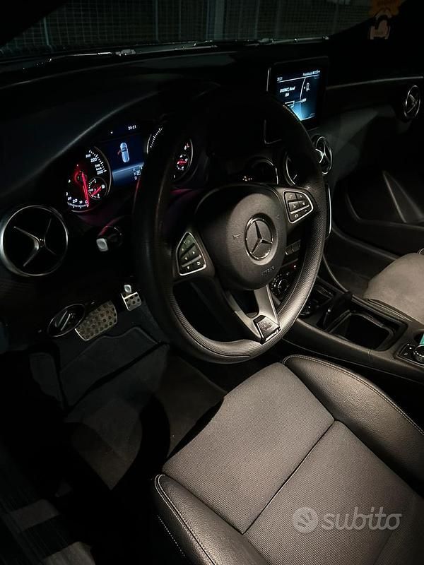 Usata Mercedes A160 95 CV (69 kW) 2018 Nero Berlina