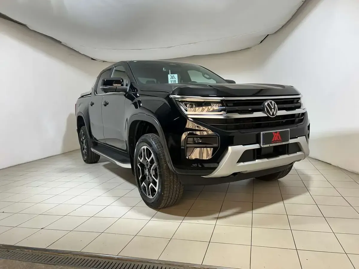 Usata VW Amarok Style 241 CV (177 kW) 2023 Nero Pick-up