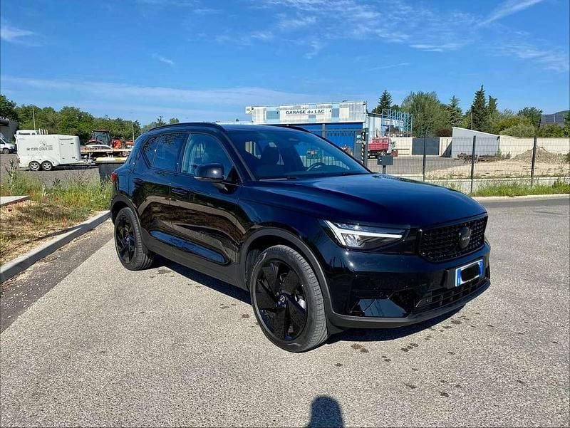 Usata Volvo XC40 Plus 163 CV (119 kW) 2024 Nero SUV